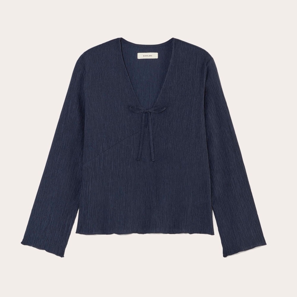 Everlane Crinkle Long-Sleeve in Navy, Size Large